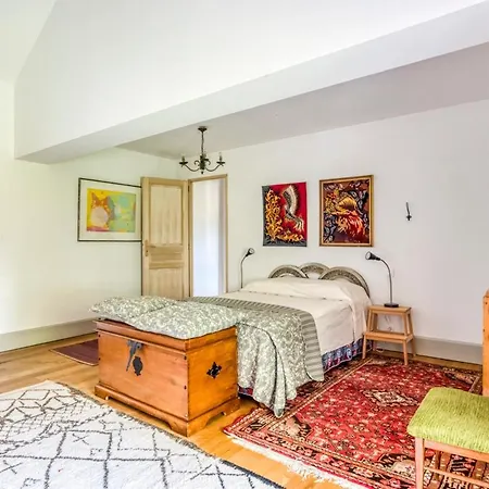 Cazes-mondenard Chateau Sleeps 12 With Pool And Wifi Feriehus *